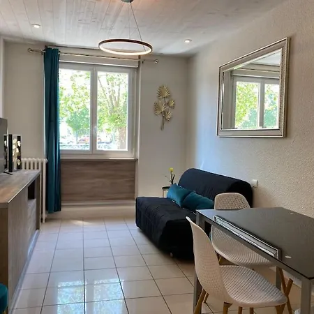 Apartment F2 Eurotel N°1 Avec Vue Sur Le Cher, Centre -